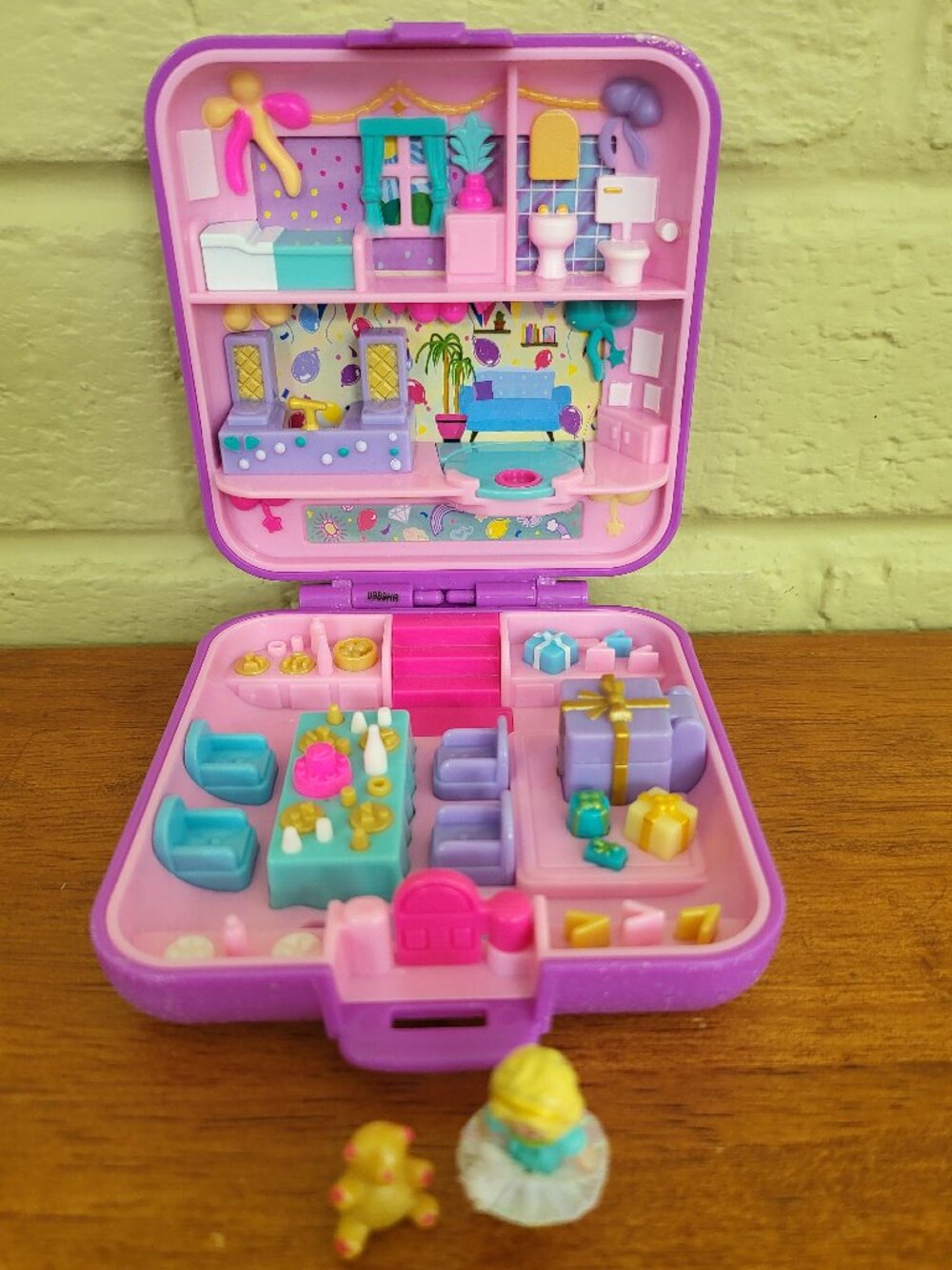Polly Pocket Partytime Surprise Keepsake 30th Anniversary Compact 2018 Purple T1